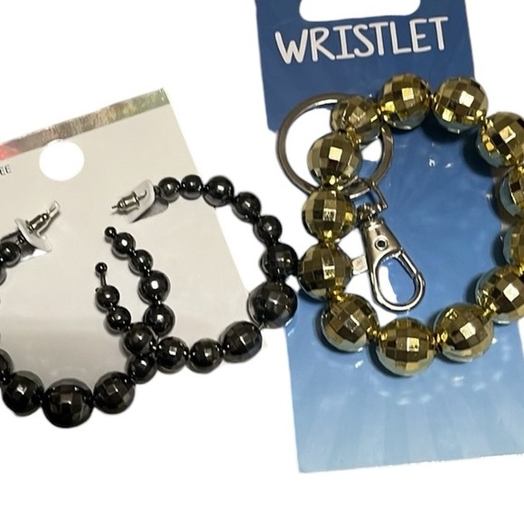 Bundle Set of Earrings Hoops and Keychain Bracelet Wristlet NEW - Picture 1 of 4